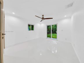 1104 NE 85th St, Miami FL 33138