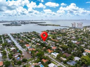 1104 NE 85th St, Miami FL 33138