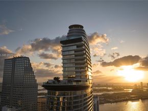 300 Biscayne Boulevard Way 3506W, Miami FL 33131