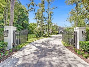 9004 NW 70th Ct, Parkland FL 33067