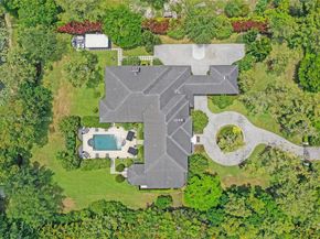 9004 NW 70th Ct, Parkland FL 33067