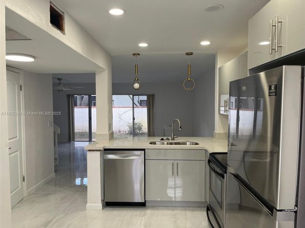 8939 NW 23rd St 8939, Coral Springs FL 33065