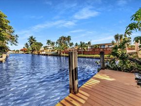 5890 SW 13th St, Plantation FL 33317