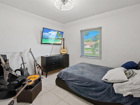 771 Swan Ave, Miami Springs FL 33166