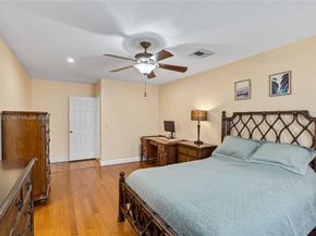 7521 SW 175th St, Palmetto Bay FL 33157