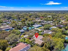 7521 SW 175th St, Palmetto Bay FL 33157