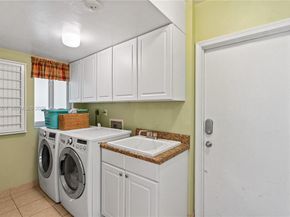 7521 SW 175th St, Palmetto Bay FL 33157