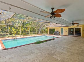 7521 SW 175th St, Palmetto Bay FL 33157
