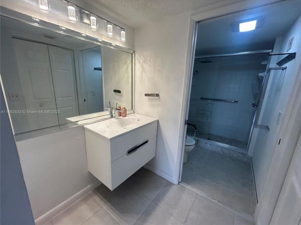 901 SW 141st Ave 409M, Pembroke Pines FL 33027