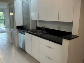 901 SW 141st Ave 409M, Pembroke Pines FL 33027