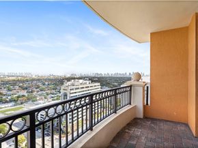 3232 SW 22nd Ter PH 2002, Miami FL 33145