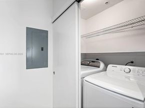 3232 SW 22nd Ter PH 2002, Miami FL 33145