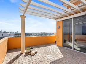 3232 SW 22nd Ter PH 2002, Miami FL 33145