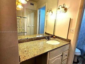 3730 Inverrary Dr H1V, Lauderhill FL 33319