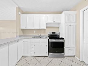 1644 NE 30TH St, Pompano Beach FL 33064