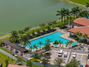 10487 W 34th Ct, Hialeah FL 33018