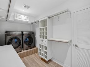 2524 Marathon Ln, Fort Lauderdale FL 33312