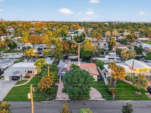 2524 Marathon Ln, Fort Lauderdale FL 33312