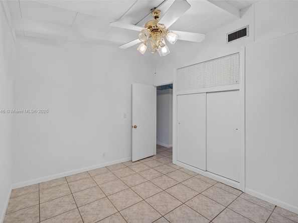 2524 Marathon Ln, Fort Lauderdale FL 33312