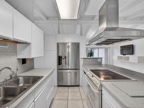 2524 Marathon Ln, Fort Lauderdale FL 33312