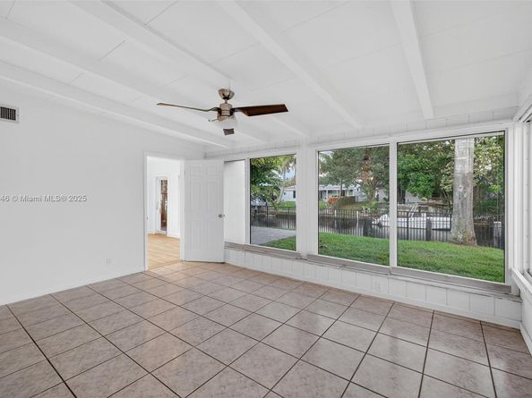 2524 Marathon Ln, Fort Lauderdale FL 33312