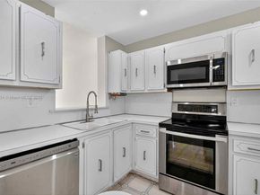 13771 SW 84th St C, Miami FL 33183