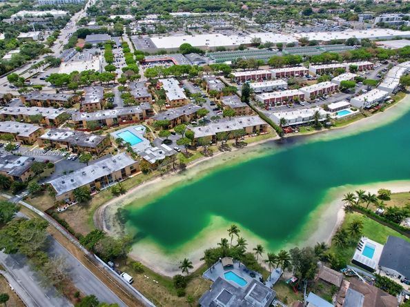 13771 SW 84th St C, Miami FL 33183