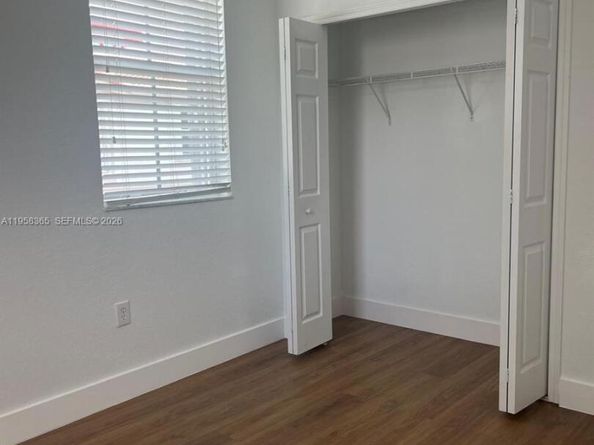 10738 NW 80th Ln, Doral FL 33178