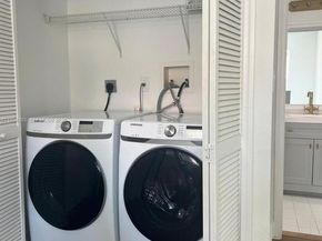 10738 NW 80th Ln, Doral FL 33178