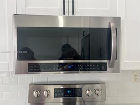 10738 NW 80th Ln, Doral FL 33178