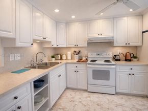 1425 Atlantic Shores Blvd 501, Hallandale Beach FL 33009
