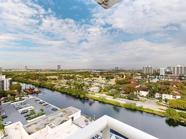 3675 N Country Club Dr 1610, Aventura FL 33180