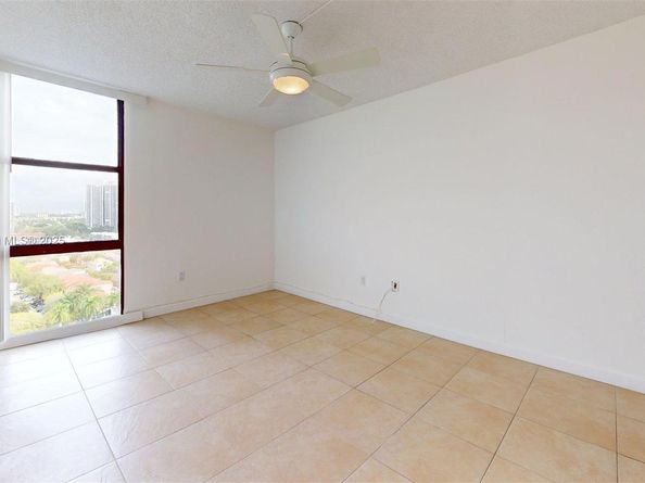 3675 N Country Club Dr 1610, Aventura FL 33180