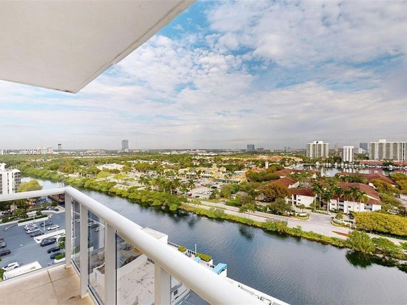 3675 N Country Club Dr 1610, Aventura FL 33180