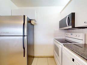 3675 N Country Club Dr 1610, Aventura FL 33180