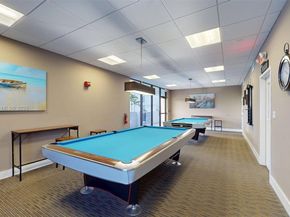 3675 N Country Club Dr 1610, Aventura FL 33180