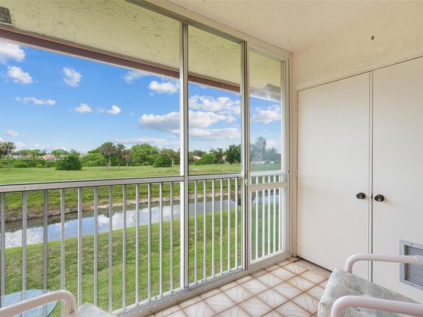 3001 Holiday Springs Blvd 201, Margate FL 33063