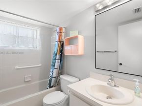 3001 Holiday Springs Blvd 201, Margate FL 33063