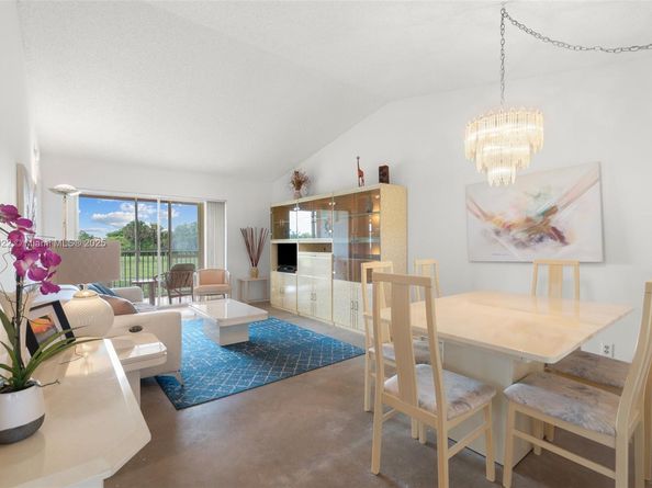 3001 Holiday Springs Blvd 201, Margate FL 33063