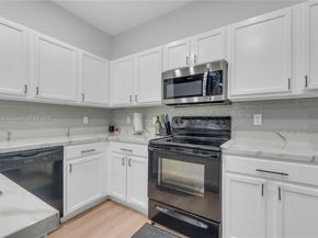 3529 NW 29th Pl, Lauderdale Lakes FL 33311