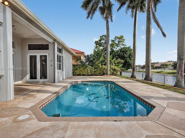 16432 NW 12th St, Pembroke Pines FL 33028