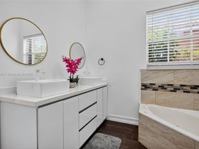 16432 NW 12th St, Pembroke Pines FL 33028