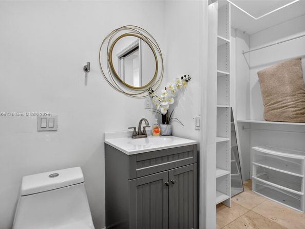 16432 NW 12th St, Pembroke Pines FL 33028