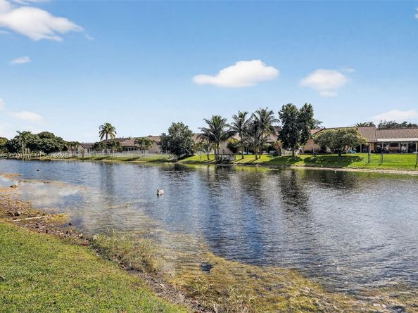 16432 NW 12th St, Pembroke Pines FL 33028