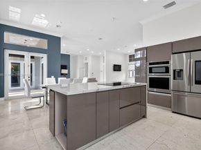 16432 NW 12th St, Pembroke Pines FL 33028