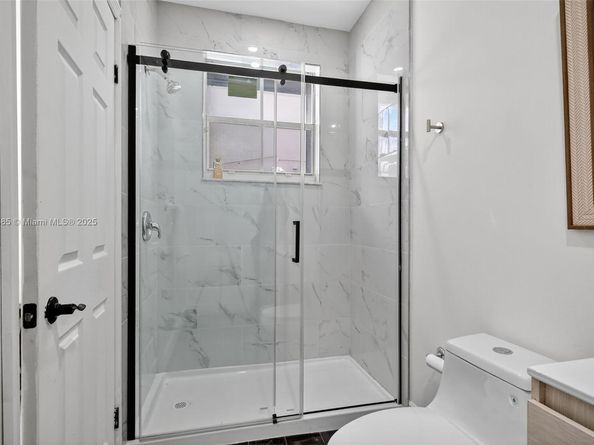 16432 NW 12th St, Pembroke Pines FL 33028