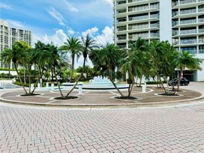 20281 E Country Club Dr 909, Aventura FL 33180