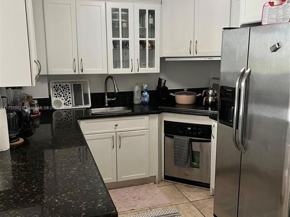 7441 Wayne Ave 2H, Miami Beach FL 33141