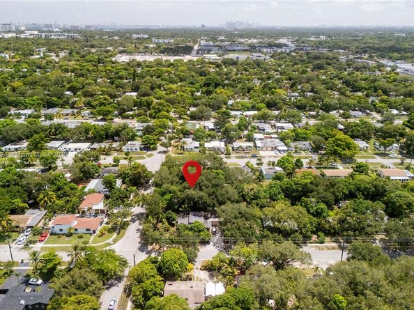 14350 NE 8th Ave, North Miami FL 33161