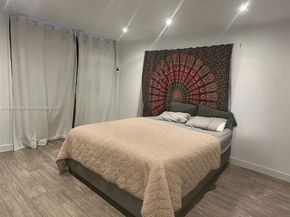 221 Meridian Ave 309, Miami Beach FL 33139